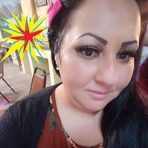 Meet your Posher, Claudia